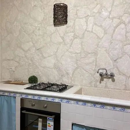 Cucchiara , Santa Caterina Immersa Nel Verde Di Porto Selvaggio * Nardo