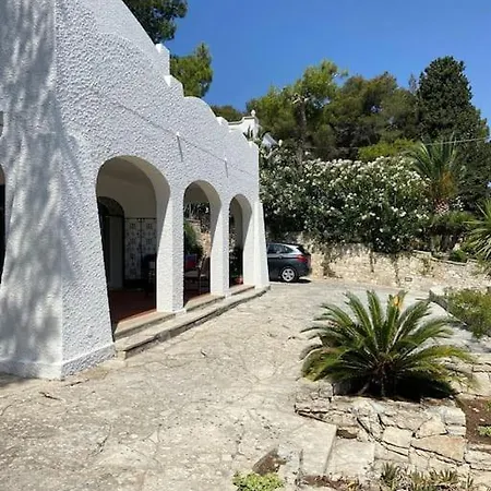 Cucchiara , Santa Caterina Immersa Nel Verde Di Porto Selvaggio * Nardo