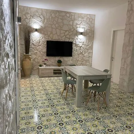 Holiday home Cucchiara , Santa Caterina Immersa Nel Verde Di Porto Selvaggio Nardo